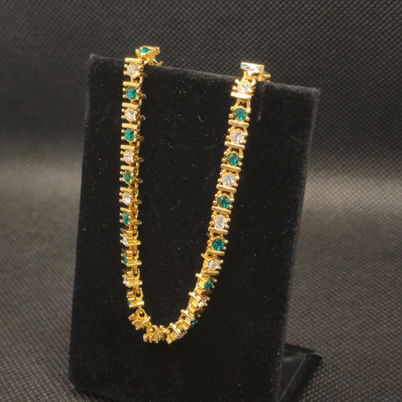 Vintage Tennis Bracelet Emerald And White Crystal Gold 8" - Picture 3 of 5